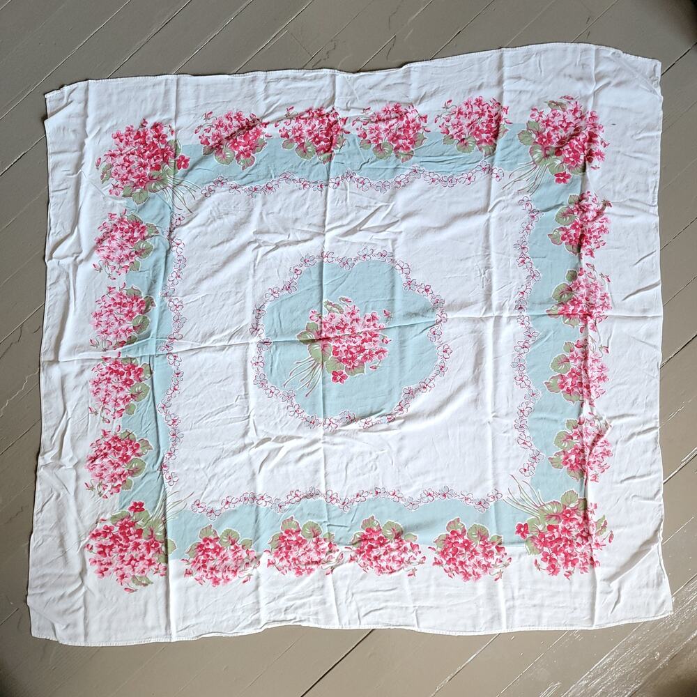 Vintage 1950's Farmhouse Cotton Tablecloth